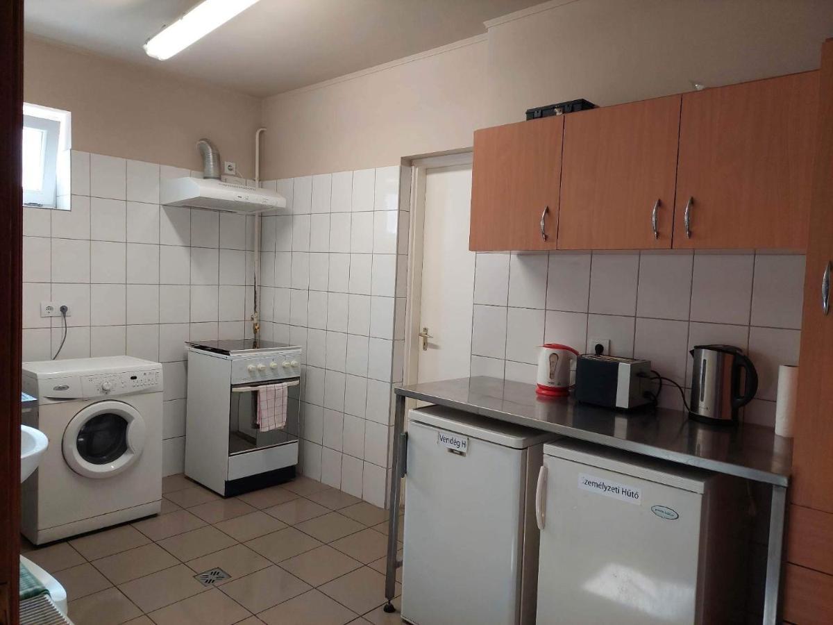 Bed and Breakfast Alice Panzio Kalocsa Esterno foto